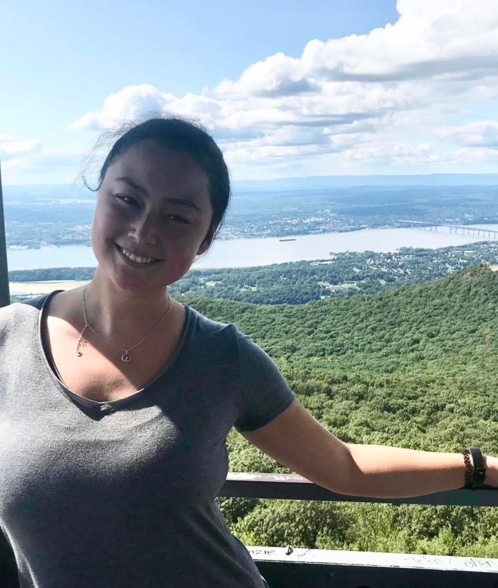 Julia McCarthy